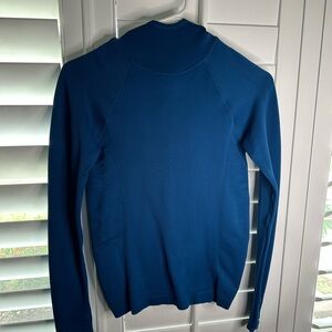 Athleta Vibrant Blue Knit Top